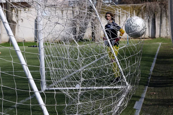 Odessa Ukraina April 2021 Lokala Barns Fotbollslag Spela Konstgräs Stadion — Stockfoto