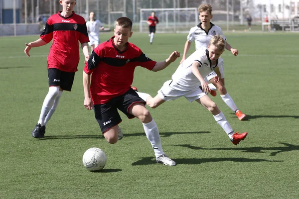 Odessa Ukraine April 2021 Lokale Kinderfußballmannschaften Spielen Auf Kunstrasen Des — Stockfoto