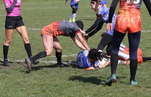 Odessa Ukraine April 2021 Cup Ukraine Women Rugby Teams 敖德萨蓝色基辅航空橙色女子橄榄球比赛的紧张时刻 — 图库照片