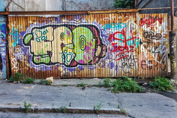 Schöne Street-Art-Graffiti. abstrakte kreative Zeichenkunst — Stockfoto