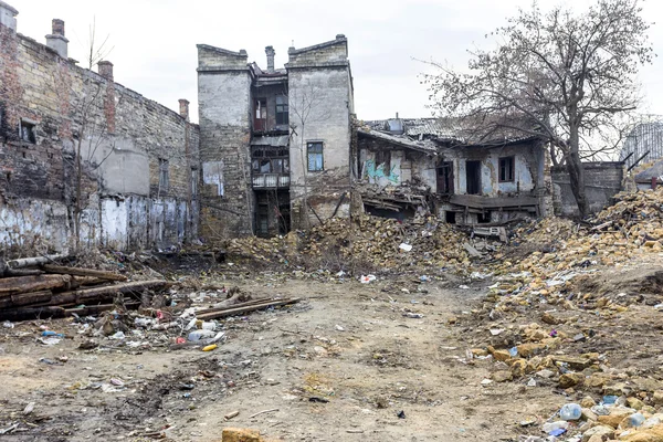 Odessa, Ucrânia - 20 de dezembro de 2014: as ruínas do velho historiador — Fotografia de Stock