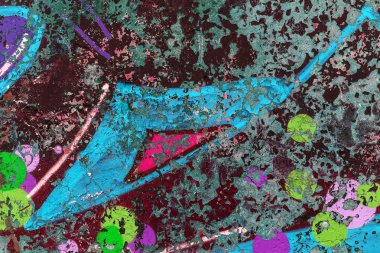 Güzel sokak sanatı grafitileri. Şehrin duvarlarına soyut yaratıcı renkler çiziyor. şehir çağdaş kültürü