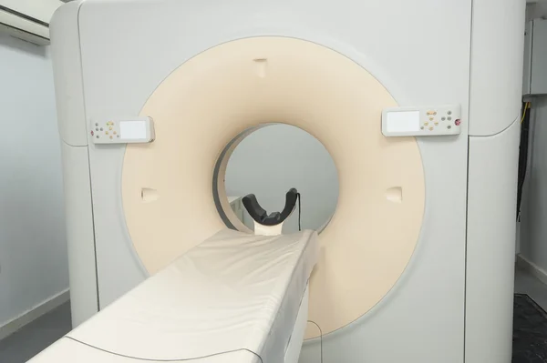 Tomografia computadorizada em uma clínica médica hospitalar — Fotografia de Stock