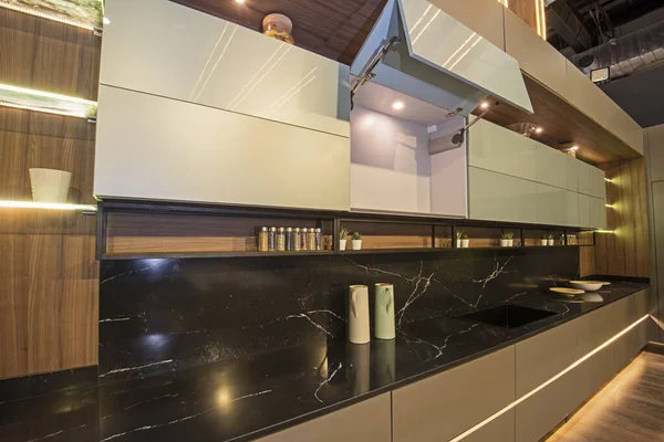 Decoração Design Interiores Mostrando Grande Cozinha Moderna Com Armários Sala — Fotografia de Stock
