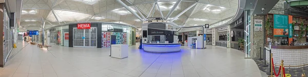 London Stansted England February 6Th 2021 Empty Airport Departure Hall — Stock Photo, Image