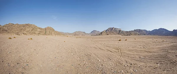 Landschap Landschappelijk Uitzicht Verlaten Kale Rotsachtige Oostelijke Woestijn Egypte Met — Stockfoto