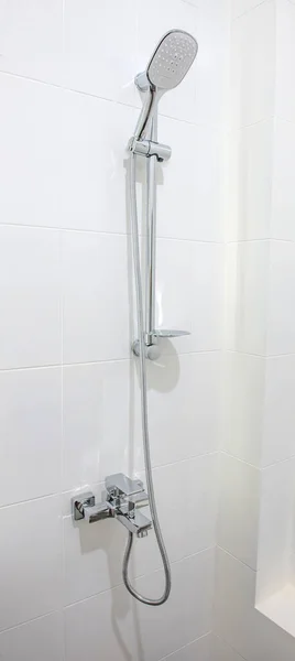 Projektowanie Wnętrz Luksusowego Show Home Łazienka Prysznic Ścianie Kranem Wężem — Zdjęcie stockowe