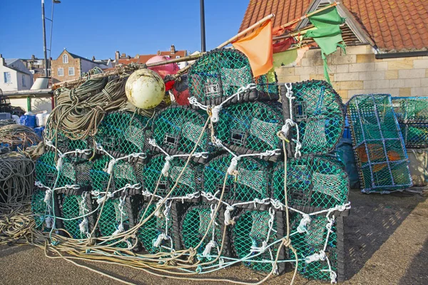 Des Casiers Homards Empilés Tas Sur Quai Portuaire Port Pêche — Photo