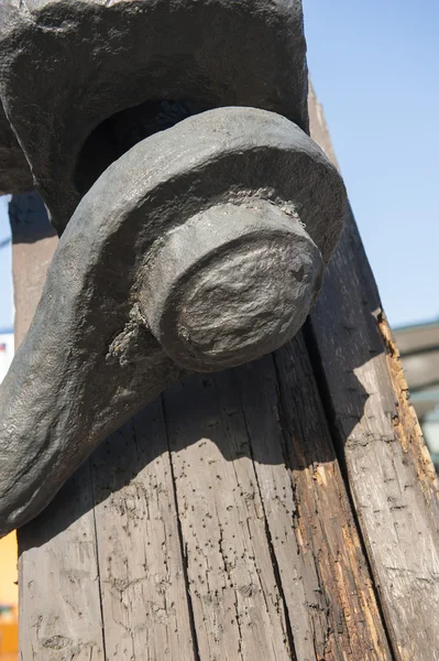 Closeup of old marine shackle — Stock Photo, Image