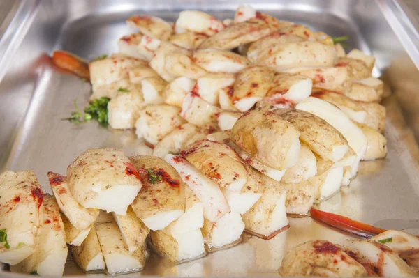 Cuñas de papa en un restaurante buffet —  Fotos de Stock