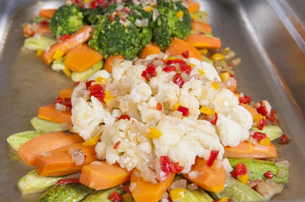 Sauted vegetables at a restaurant buffet — Stock Photo, Image