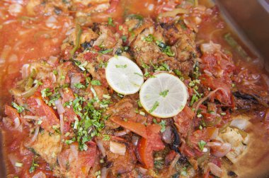 Balık tagine bir Mısır Restoran açık büfe