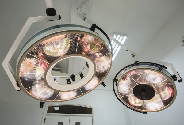 High powered lights in a hospital — Stock Photo, Image