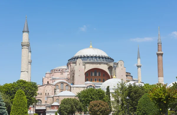 Kilátás nyílik a hagia sophia Isztambul-Törökország — Stock Fotó