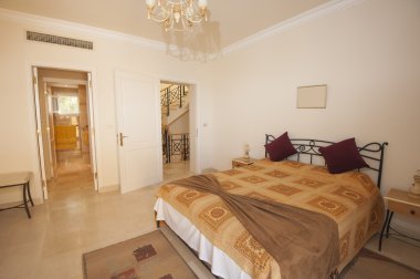 Yatak odasında bir lüks villa