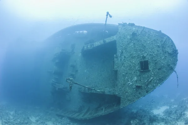 Arc d'une grande épave sous-marine — Photo