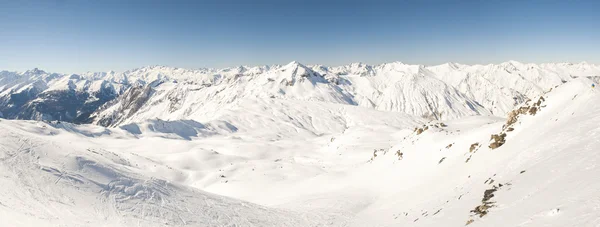 Widok snowy góry Doliny — Zdjęcie stockowe