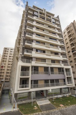 Büyük modern apartman