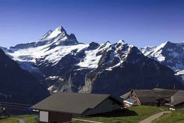 Panorama sobre a faixa de alpes suíços — Fotografia de Stock