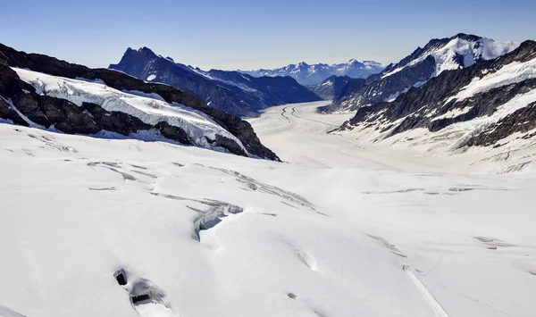 Jungfrau İsviçre Alpleri'nde — Stok fotoğraf