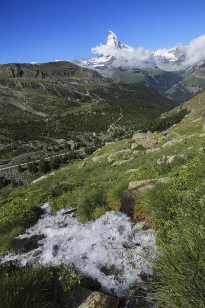 Visa på ikoniska matterhorn — Stockfoto