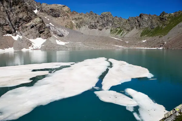 Beautiful Lake Alpine Range — Stockfoto