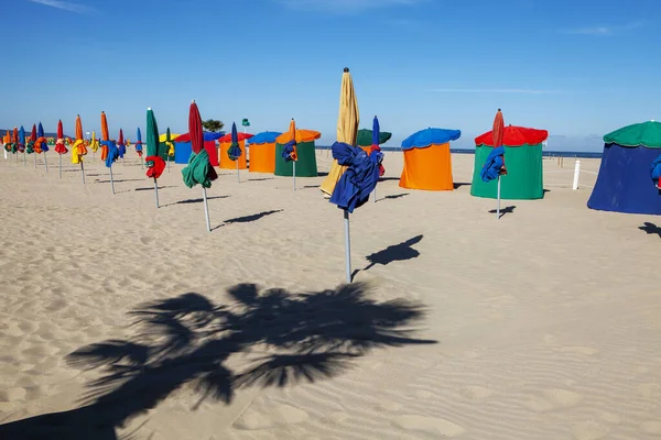 Parasols Sur Plage Deauville — Photo