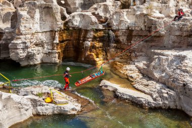 İtfaiyecilerin kurtarma tatbikatı
