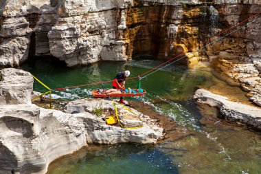 İtfaiyecilerin kurtarma tatbikatı