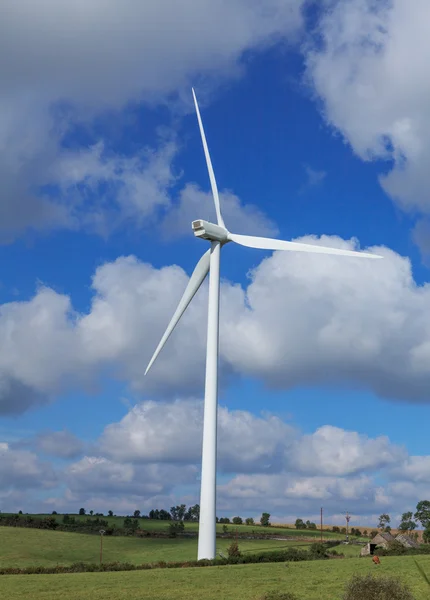 Turbina eólica — Fotografia de Stock