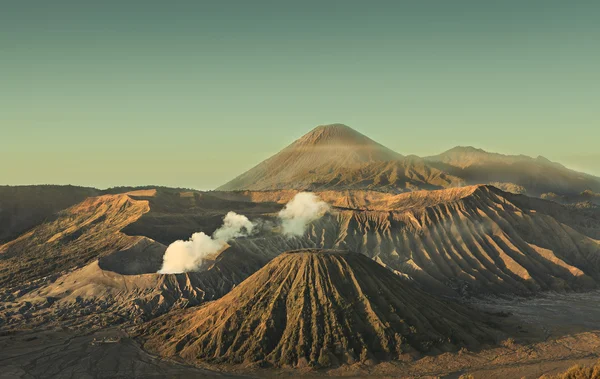 溴火山 — 图库照片