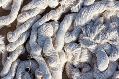 Eski bozuk karışık ip