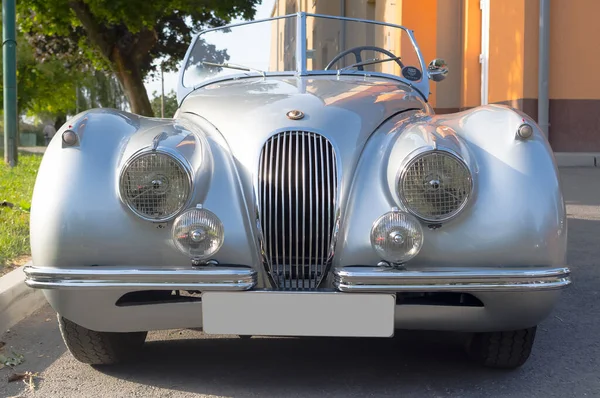 Viejo Histórico Coche Jaguar Antigüedad Técnica Artículo Adecuado Para Coleccionistas —  Fotos de Stock