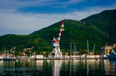 Sahil bağlantı noktasındaki.