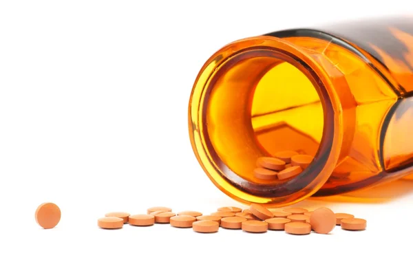 Pillole, capsule su sfondo bianco, Farmacia, Medicina — Foto Stock