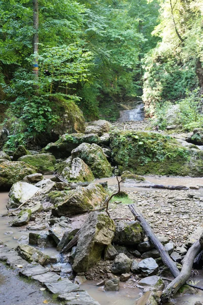 Die majestätische Berglandschaft des Kaukasus-Naturschutzgebietes — Stockfoto