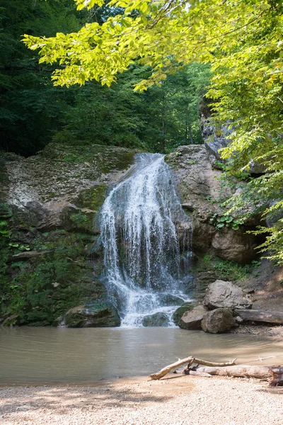 De majestueuze berglandschap van het natuurreservaat van de Kaukasus Stockafbeelding