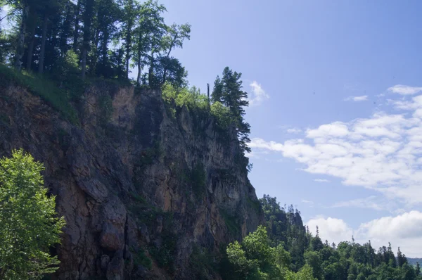 Det majestätiska bergslandskapet i naturreservatet Kaukasus — Stockfoto