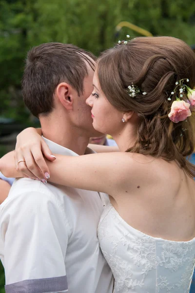 Young family on the wedding day for a walk — Stock Photo, Image