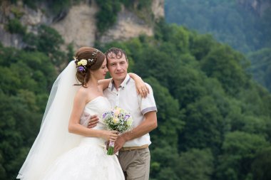 Düğün günü güzel evli çift