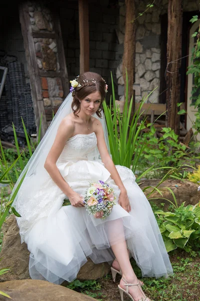 Hermosa novia el día de la boda —  Fotos de Stock