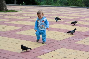 komik küçük çocuk portre