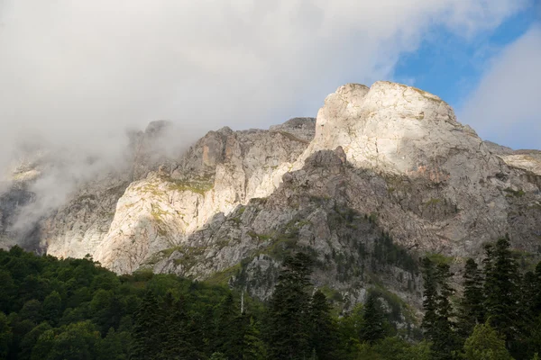 Majestatyczne góry rezerwatu kaukaski — Zdjęcie stockowe