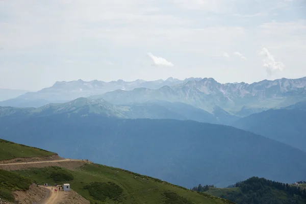 Hermoso paisaje montañoso de la Reserva Natural del Cáucaso — Foto de Stock