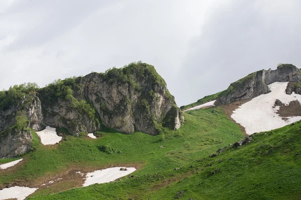 Vackra bergslandskapet i naturreservatet Kaukasus — Stockfoto