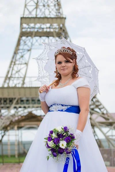 Krásná nevěsta v den svatby — Stock fotografie