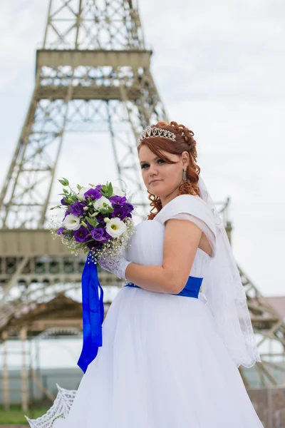 Beautiful bride on wedding day — Stock Photo, Image