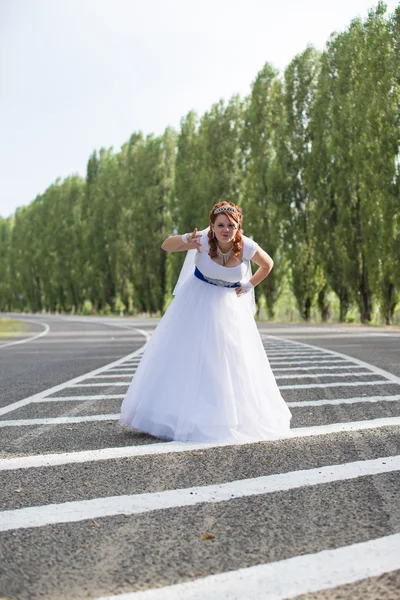 Bela noiva no dia do casamento — Fotografia de Stock