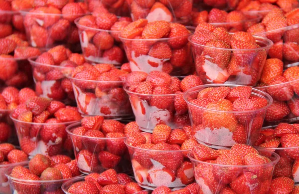 Morangos de frutas frescas . — Fotografia de Stock