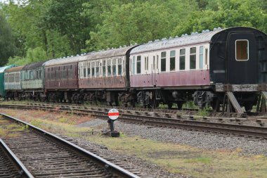 Vintage Demiryolu Taşıyıcıları Restorasyonu Bekliyor.